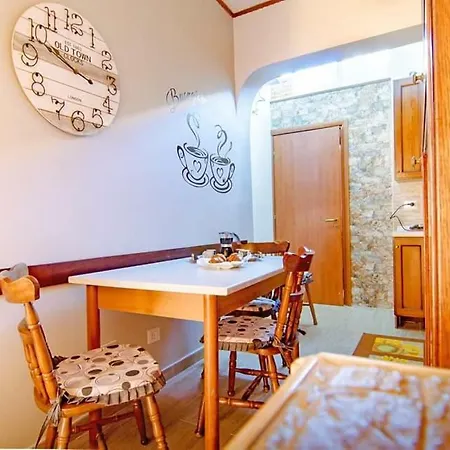 Apartment Casa Vacanze Al Centro Linguaglossa